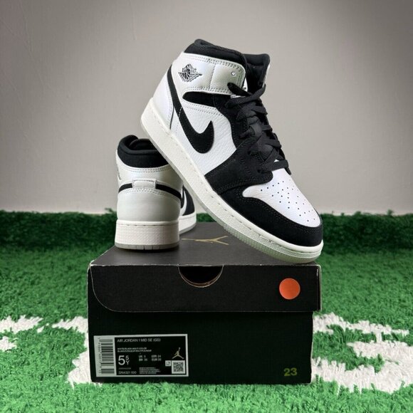 Air Jordan 1 Mid SE GS Diamond Size 5.5Y Women’s Size 7 DN4321-100 - Picture 11 of 12